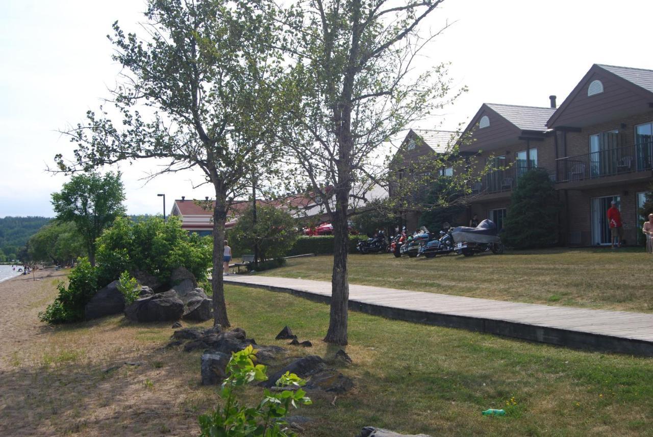 Waterfront Inn New Liskeard Exterior foto